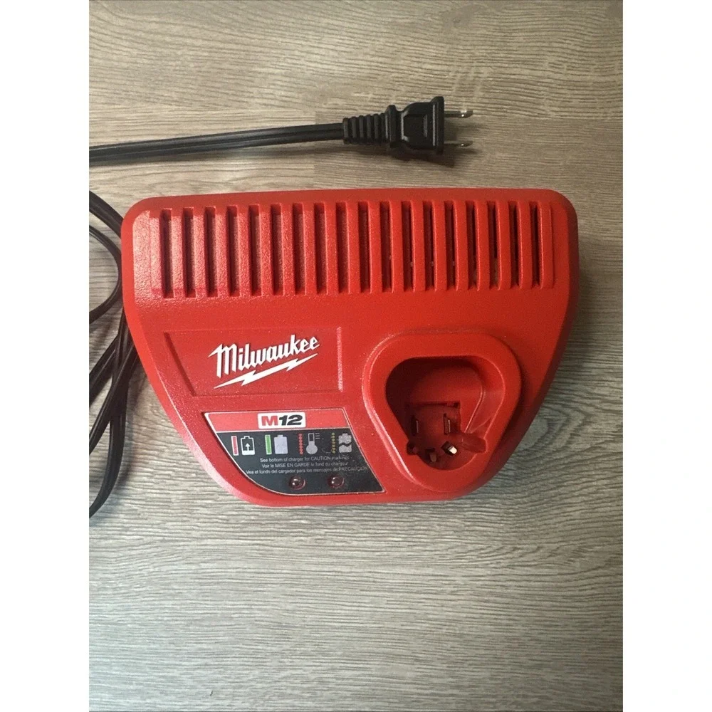 MILWAUKEE‎ M12 12V LITHIUM-ION BATTERY CHARGER 48-59-2401
